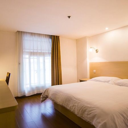 Motel Shenzhen Longgang Longcheng Square Metro Station מראה חיצוני תמונה