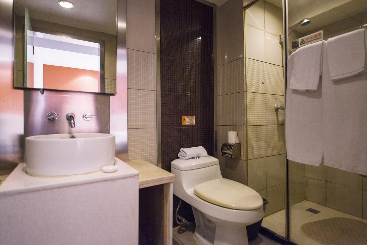 Motel Shenzhen Longgang Longcheng Square Metro Station מראה חיצוני תמונה
