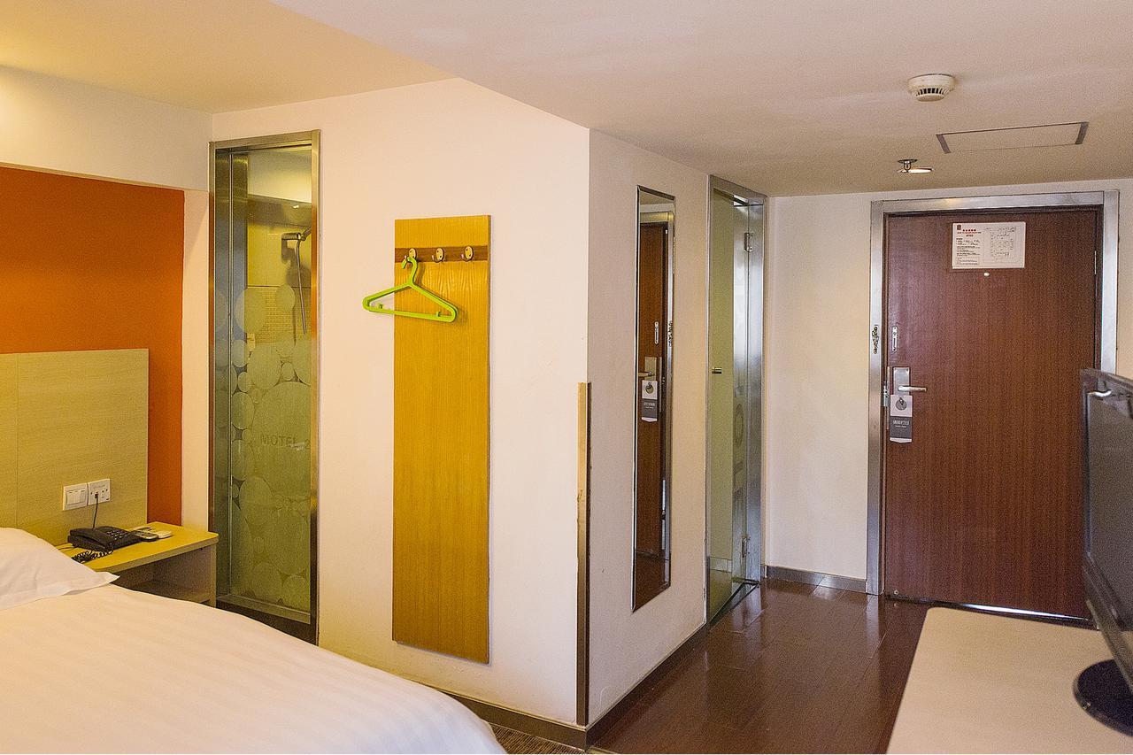 Motel Shenzhen Longgang Longcheng Square Metro Station מראה חיצוני תמונה
