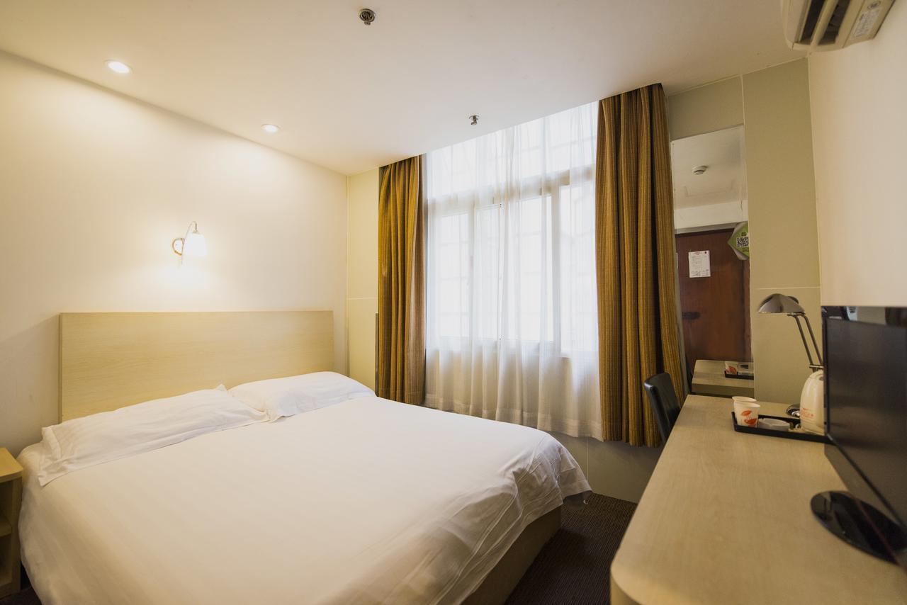 Motel Shenzhen Longgang Longcheng Square Metro Station מראה חיצוני תמונה