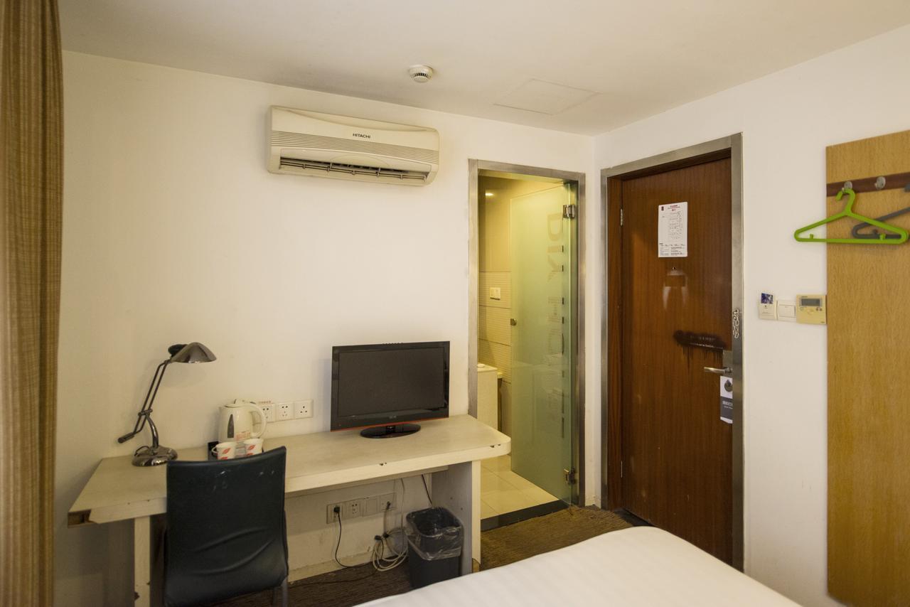 Motel Shenzhen Longgang Longcheng Square Metro Station מראה חיצוני תמונה
