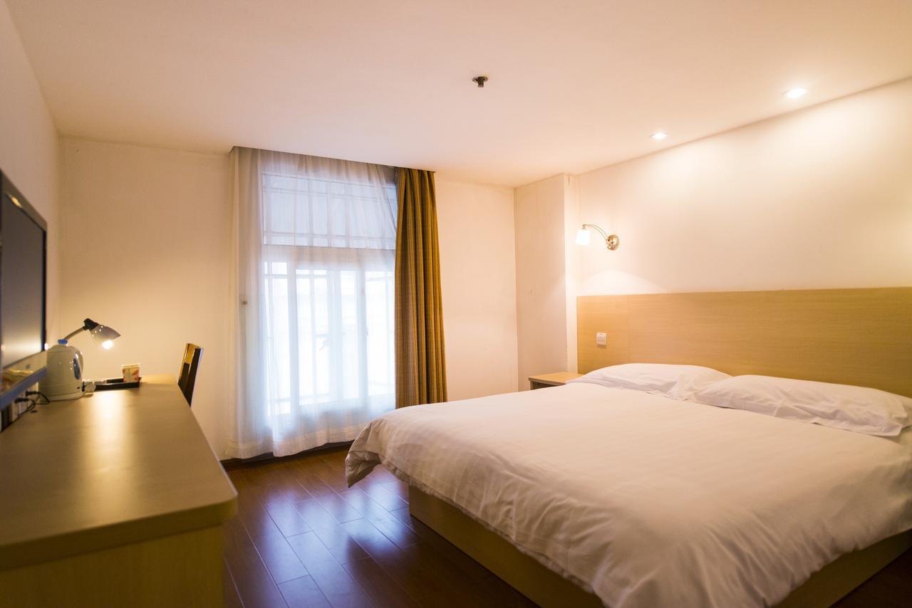 Motel Shenzhen Longgang Longcheng Square Metro Station מראה חיצוני תמונה